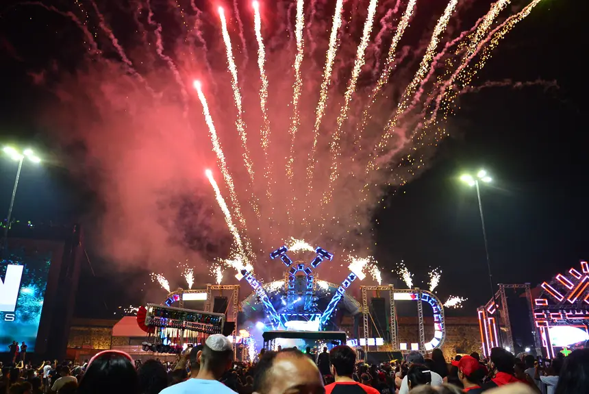  <div class='credito_fotos'>Foto: Maksuel Martins/GEA &nbsp;&nbsp;|&nbsp;&nbsp; <a href='/midias/2025/originais/20251228031058-GF00016817-F00213443.webp' download><i class='fa-solid fa-download'></i> Download</a></div>