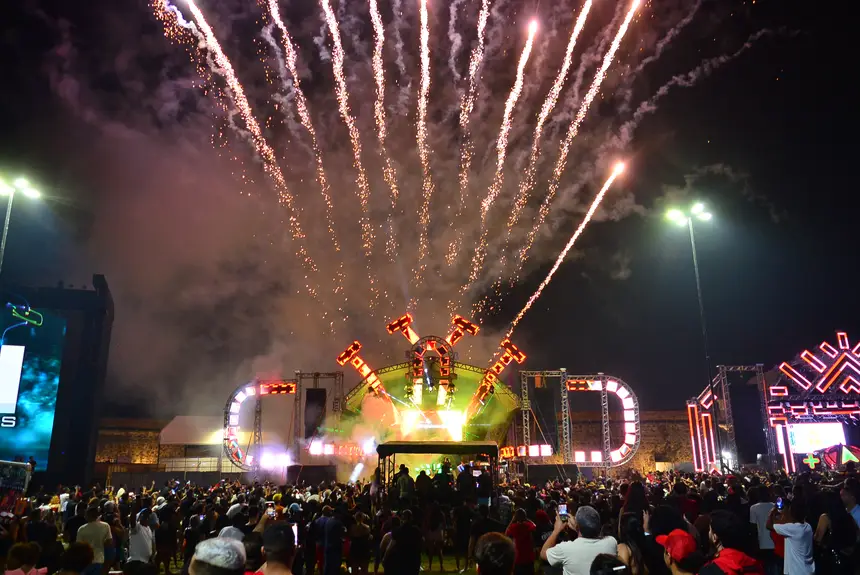  <div class='credito_fotos'>Foto: Maksuel Martins/GEA &nbsp;&nbsp;|&nbsp;&nbsp; <a href='/midias/2025/originais/20251228031102-GF00016817-F00213446.webp' download><i class='fa-solid fa-download'></i> Download</a></div>