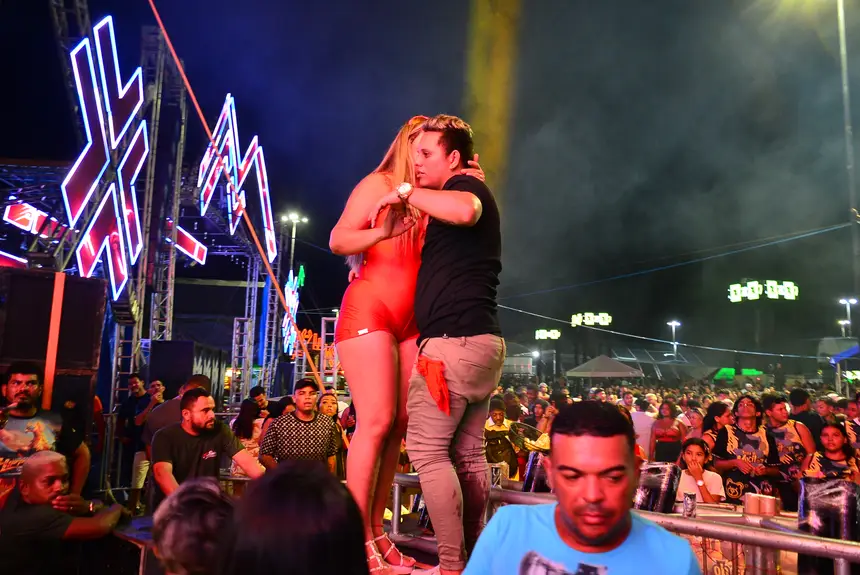  <div class='credito_fotos'>Foto: Maksuel Martins/GEA &nbsp;&nbsp;|&nbsp;&nbsp; <a href='/midias/2025/originais/20251228033626-GF00016818-F00213474.webp' download><i class='fa-solid fa-download'></i> Download</a></div>