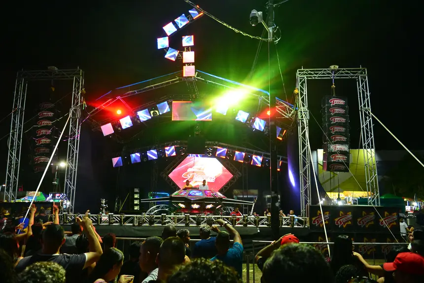  <div class='credito_fotos'>Foto: Maksuel Martins/GEA &nbsp;&nbsp;|&nbsp;&nbsp; <a href='/midias/2025/originais/20251228041739-GF00016819-F00213493.webp' download><i class='fa-solid fa-download'></i> Download</a></div>