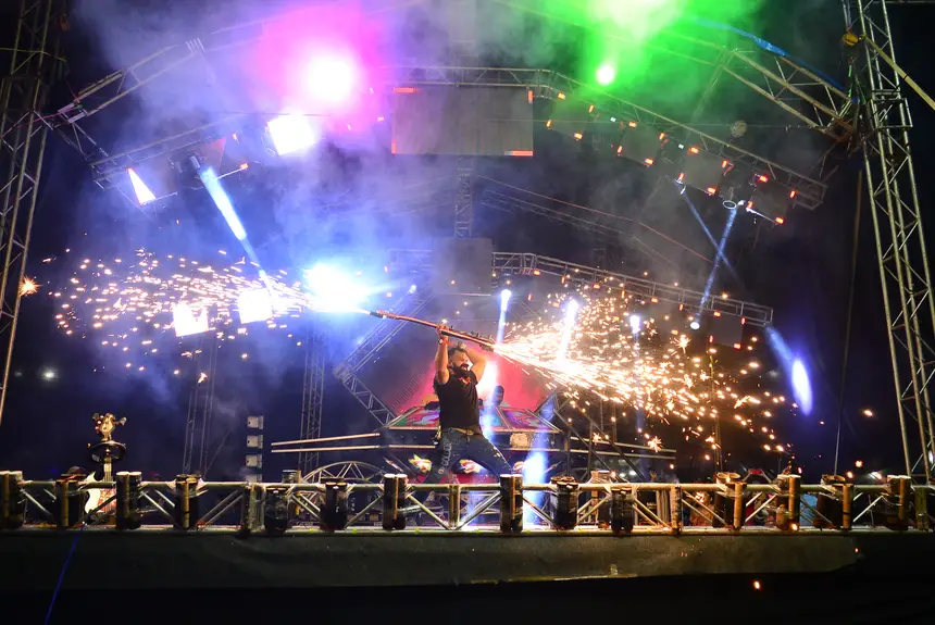  <div class='credito_fotos'>Foto: Maksuel Martins/GEA &nbsp;&nbsp;|&nbsp;&nbsp; <a href='/midias/2025/originais/20251228041818-GF00016819-F00213520.webp' download><i class='fa-solid fa-download'></i> Download</a></div>