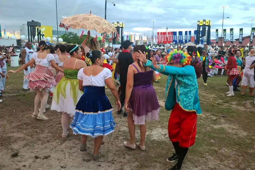  <div class='credito_fotos'>Foto: Cleito Souza / SECOM GEA &nbsp;&nbsp;|&nbsp;&nbsp; <a href='/midias/2025/originais/20251228203822-GF00016820-F00213567.webp' download><i class='fa-solid fa-download'></i> Download</a></div>