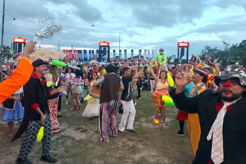  <div class='credito_fotos'>Foto: Cleito Souza / SECOM GEA &nbsp;&nbsp;|&nbsp;&nbsp; <a href='/midias/2025/originais/20251228203826-GF00016820-F00213569.webp' download><i class='fa-solid fa-download'></i> Download</a></div>