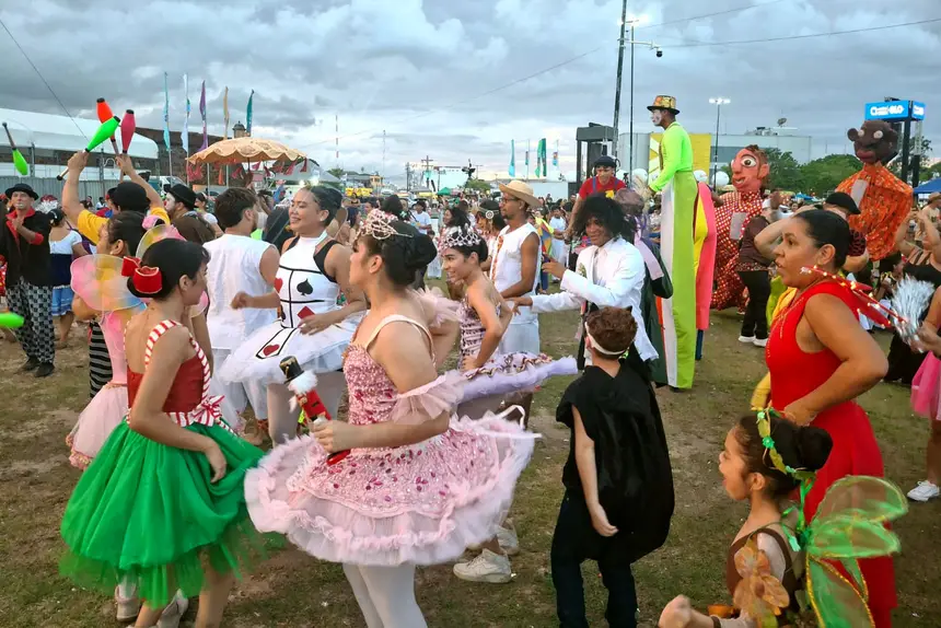  <div class='credito_fotos'>Foto: Cleito Souza / SECOM GEA &nbsp;&nbsp;|&nbsp;&nbsp; <a href='/midias/2025/originais/20251228203850-GF00016820-F00213584.webp' download><i class='fa-solid fa-download'></i> Download</a></div>