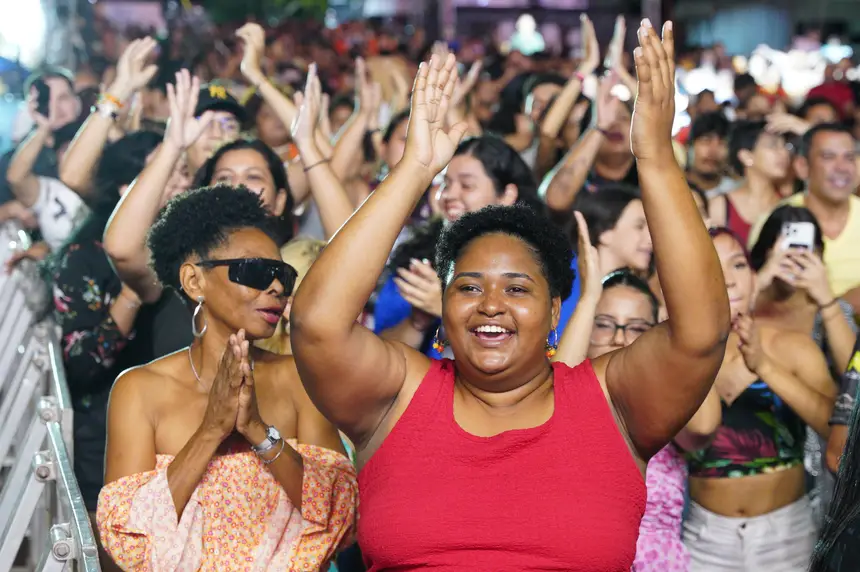  <div class='credito_fotos'>Foto: Lidiane Lima/GEA &nbsp;&nbsp;|&nbsp;&nbsp; <a href='/midias/2025/originais/20251228225141-GF00016824-F00213693.webp' download><i class='fa-solid fa-download'></i> Download</a></div>