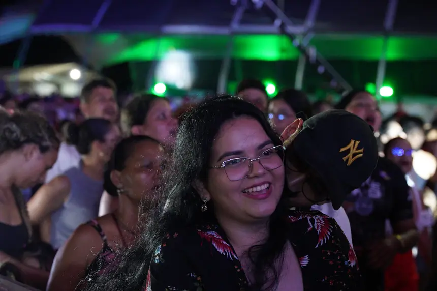  <div class='credito_fotos'>Foto: Lidiane Lima/GEA &nbsp;&nbsp;|&nbsp;&nbsp; <a href='/midias/2025/originais/20251228225147-GF00016824-F00213697.webp' download><i class='fa-solid fa-download'></i> Download</a></div>