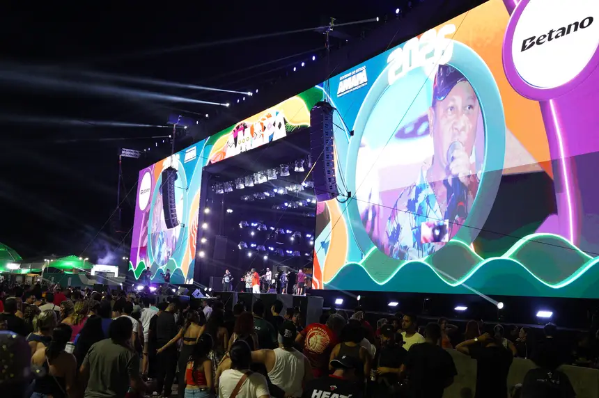  <div class='credito_fotos'>Foto: Lidiane Lima/GEA &nbsp;&nbsp;|&nbsp;&nbsp; <a href='/midias/2025/originais/20251229013159-GF00016826-F00213838.webp' download><i class='fa-solid fa-download'></i> Download</a></div>