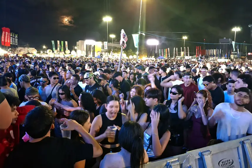  <div class='credito_fotos'>Foto: Cleito Souza / SECOM GEA &nbsp;&nbsp;|&nbsp;&nbsp; <a href='/midias/2025/originais/20251230023920-GF00016835-F00214146.webp' download><i class='fa-solid fa-download'></i> Download</a></div>