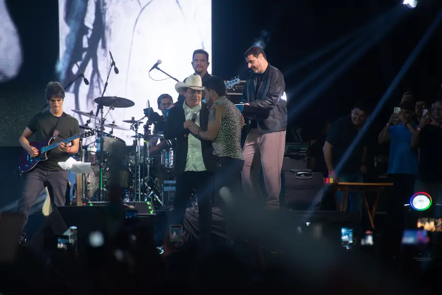  <div class='credito_fotos'>Foto: Maksuel Martins/GEA &nbsp;&nbsp;|&nbsp;&nbsp; <a href='/midias/2025/originais/20251231022606-GF00016839-F00214313.webp' download><i class='fa-solid fa-download'></i> Download</a></div>