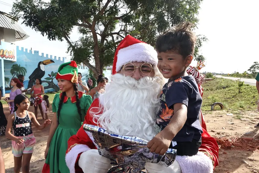 O Papai Noel o grande chamego das criança para registrar cada momentos 