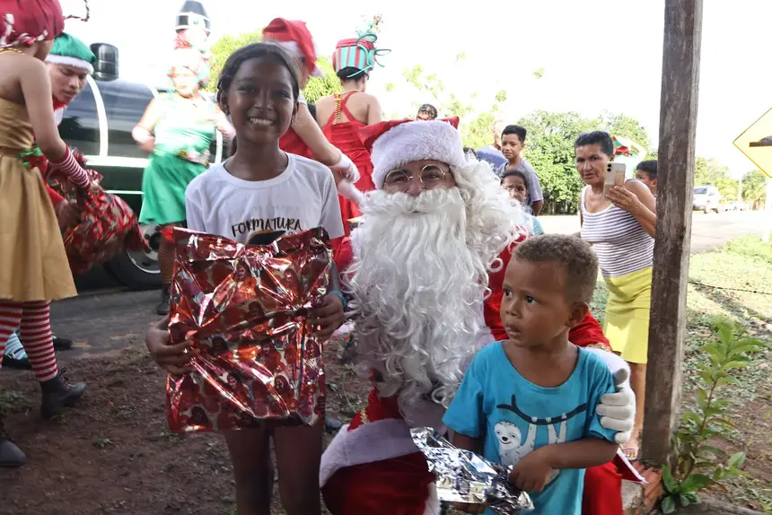 O Papai Noel o grande chamego das criança para registrar cada momentos.