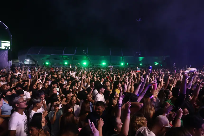Shows nacionais animaram o público durante o Réveillon do Amapá, em Macapá