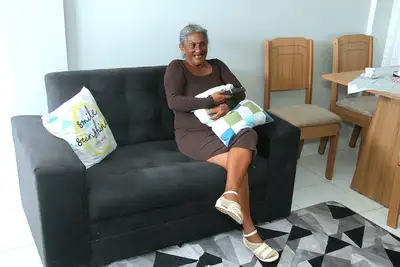 galeria: Moradora contemplada recebe apartamento mobiliado no Residencial Nelson dos Anjos