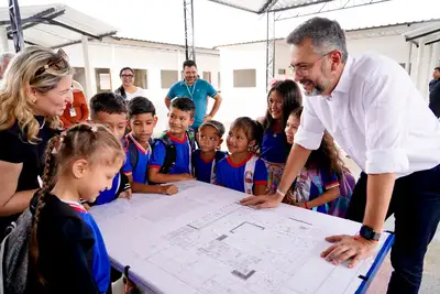 galeria: Governador Clécio Luís vistoria reconstrução da Escola Estadual Catarina Dantas Tiburcio, em Santana
