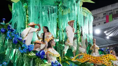 galeria: Carnaval 2025: Unidos do Buritizal celebra o jeito tucuju com 'Sou caboclo ribeirinho, de corpo, alma e verdade. Sou Macapaba, eis a minha identidade' 