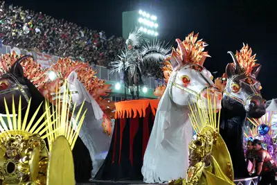 galeria: Carnaval 2025: Boêmios do Laguinho apresenta 'Elogio da Loucura' com reflexões filosóficas da época do Renascimento