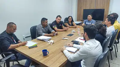 notícia: Governo do Amapá integra comitiva que realiza visita técnica em escolas de educação indígena para retomada de obras paralisadas há 12 anos