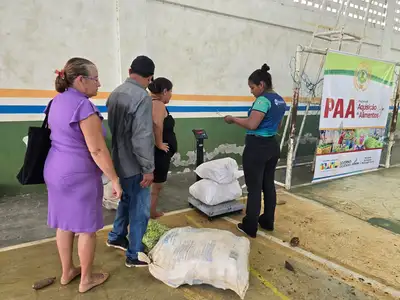 notícia: Governo do Amapá adquire cerca de 25 toneladas de alimentos produzidos pela agricultora familiar de 5 municípios