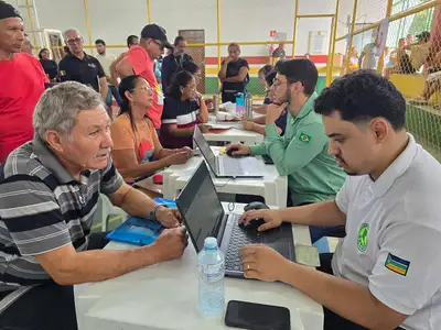 notícia: Caravana de Atendimento Rural do Governo do Estado percorre municípios de Amapá e Pedra Branca do Amapari com mutirão de serviços