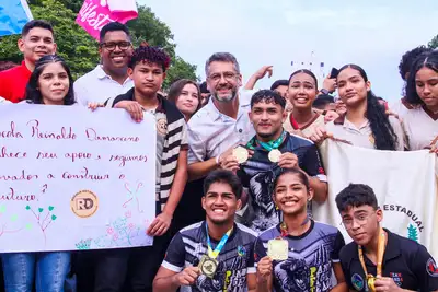 notícia: ‘Temos uma política firme para os jovens’, destaca governador Clécio Luís na Caravana das Juventudes no Amapá