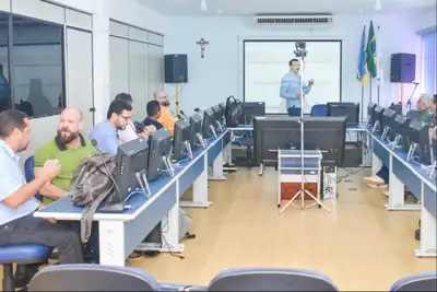 notícia: Governo do Amapá e Ministério de Desenvolvimento Agrário habilitam servidores para uso do Sistema de Cadastro de Imóvel Rural