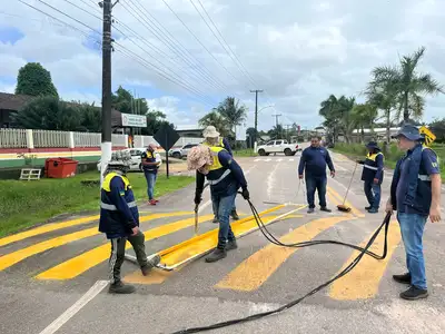 notícia: Governo do Estado conclui serviços de sinalização viária no município de Amapá