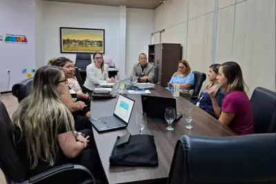 notícia: Governo do Estado recebe técnicos de projeto do Hospital Albert Einstein para fortalecer telemedicina no Amapá