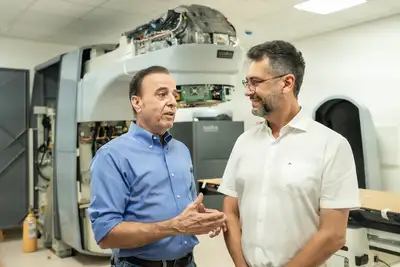 notícia: Governador Clécio Luís e presidente do Hospital de Amor visitam primeiro Centro de Radioterapia do Amapá e assinam contrato para prevenção do câncer