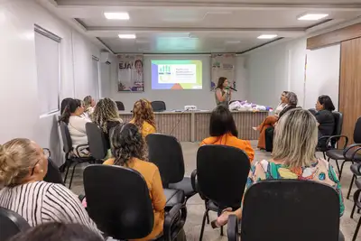 notícia: Governo do Amapá reforça combate ao analfabetismo com formação de educadores e novo ciclo de programa nacional