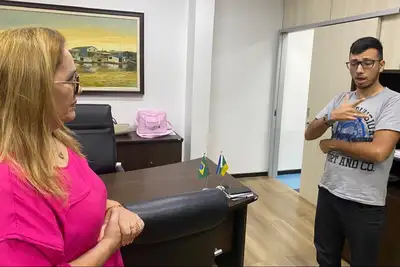 notícia: Secretaria de Saúde do Amapá analisa desafios de pessoas surdas para reforçar inclusão na rede hospitalar