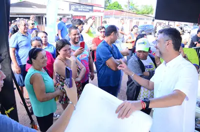 notícia: 'Movimenta a economia e garante comida na mesa de quem mais precisa', diz governador Clécio Luís no início do programa Peixe Popular, em Macapá