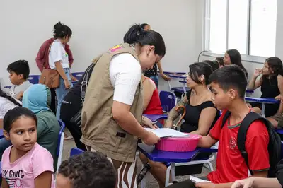 notícia: Governo do Amapá leva serviços da’ Caravana Azul’ para Residencial Miracema, em Macapá