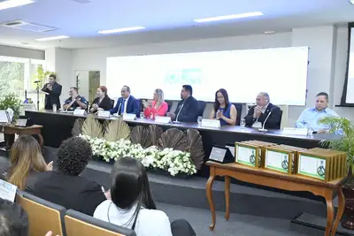 notícia: Secretaria de Saúde do Estado é homenageada na '6ª Mostra Amapá Aqui Tem SUS' por avanços na rede pública