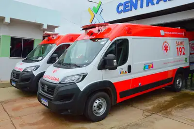 notícia: Para fortalecer a assistência pré-hospitalar, Governo do Amapá entrega duas novas ambulâncias para o Samu do Estado