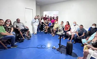 notícia: Fundação de Saúde Amapaense promove ação de karaokê para pacientes internados na Unidade Estadual de Internação