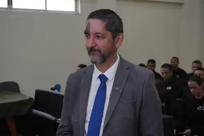 notícia: 'Tenho muita gratidão por todos', diz piloto resgatado no Amapá e palestrante do 3º Curso de Operações Aéreas