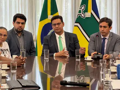 notícia: Governo do Amapá recebe famílias envolvidas em caso ocorrido na Zona Norte de Macapá e mobiliza órgãos para ampliar assistência