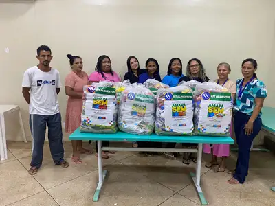 notícia: Socioeducandos recebem kits de alimentos e da Primeira Infância do Governo do Amapá
