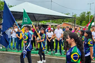 Foto: Max Renê/GEA Desfiles das escolas municipais e estaduais, com participação dos estudantes, celebram a história e cultura do Amapá