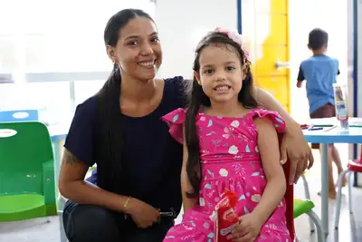 notícia: ‘Sentimento de gratidão e felicidade’, diz emocionada moradora durante aniversário de 1 ano do Residencial Vila dos Oliveiras