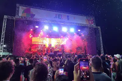 notícia: Às margens do Rio Amazonas, 1° Encontro de Lideranças Femininas do Amapá é encerrado com show gratuito de Gaby Amarantos