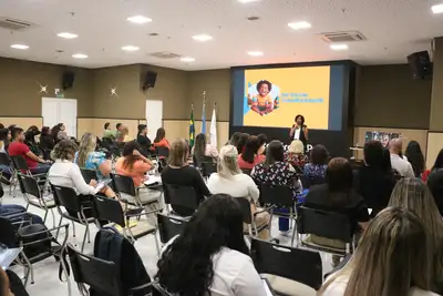 notícia: Governo do Amapá lidera ofensiva contra trabalho infantil com capacitação estadual para profissionais da assistência social