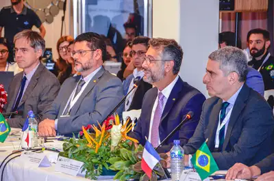 notícia: CMT: governador Clécio Luís propõe criação de livro para marcar os 30 anos de conquistas na cooperação transfronteiriça entre Amapá e Guiana Francesa