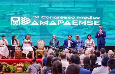 notícia: 'Projeta o Amapá como polo de excelência médica e destino turístico', diz governador Clécio Luís no 3º Congresso Médico Internacional Amapaense