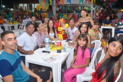 Foto: Sal Lima/GEA Maria de Oliveira e família celebram festa junina em família