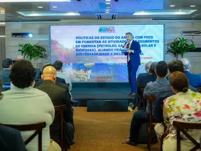 notícia: Governador Clécio Luís defende em Belém a união entre Amapá e Pará por agenda de equilíbrio ambiental e econômico