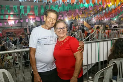 notícia: 'É nossa primeira vez aqui e está tudo maravilhoso!', diz visitante de Laranjal do Jari durante a terceira noite do Arraiá do Povo 2025