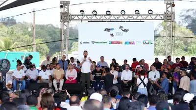 notícia: Governo do Amapá realiza entregas nas áreas da saúde, desenvolvimento indígena, limpeza urbana e regularização fundiária em Serra do Navio