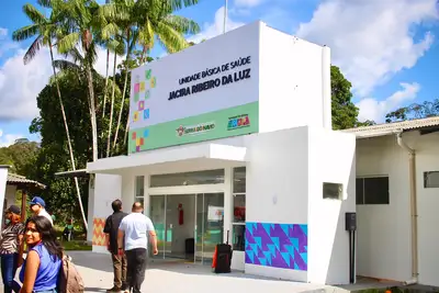notícia: Governo do Amapá entrega Unidade Básica de Saúde reformada no assentamento Silvestre, em parceria com a Prefeitura de Serra do Navio