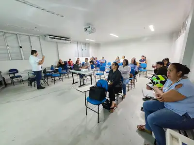 notícia: Governo do Amapá capacita profissionais da saúde para uso de laserterapia no tratamento de feridas no Hospital de Emergências